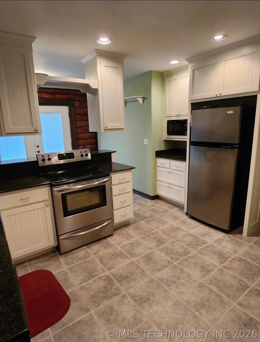 4891 E 390 ROAD Oologah, OK 74053
