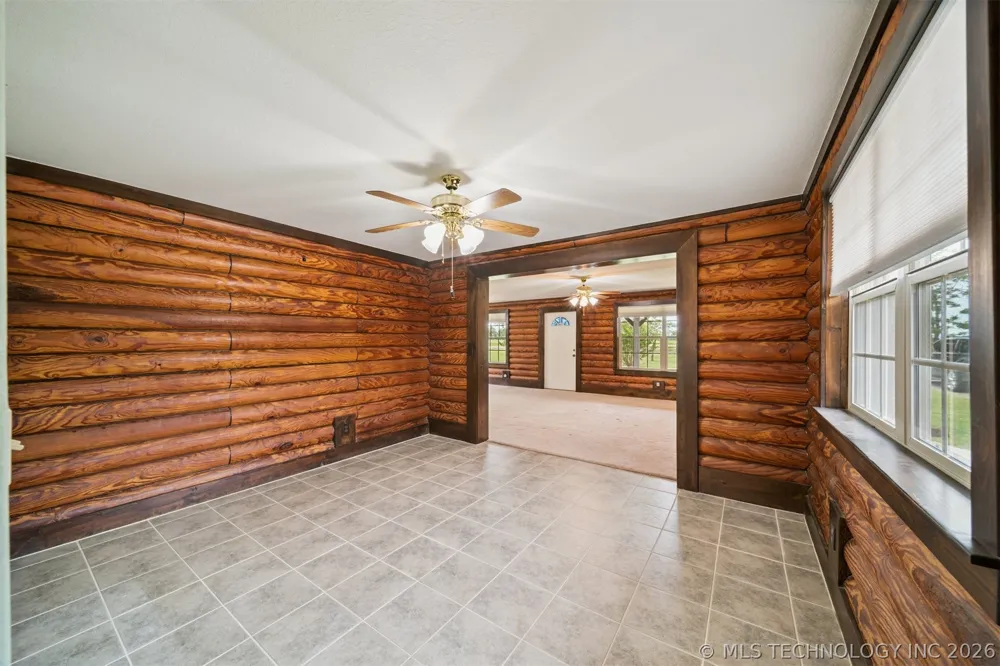 4891 E 390 ROAD Oologah, OK 74053
