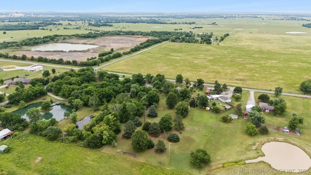 4891 E 390 ROAD Oologah, OK 74053