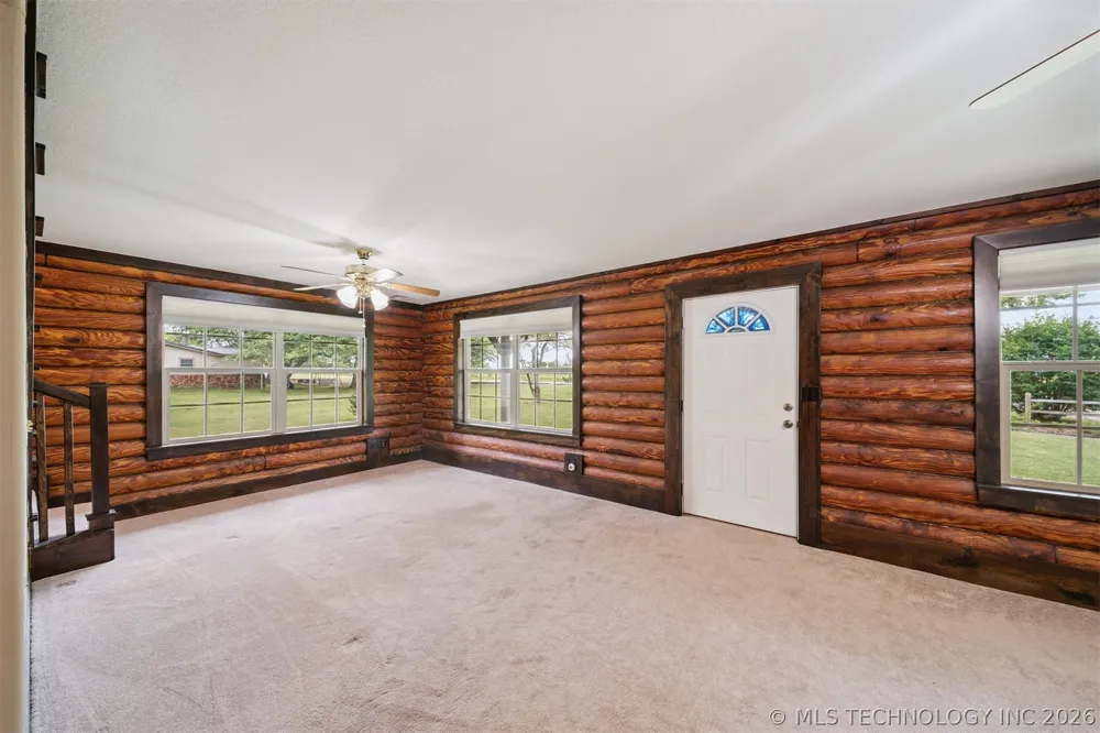 4891 E 390 ROAD Oologah, OK 74053