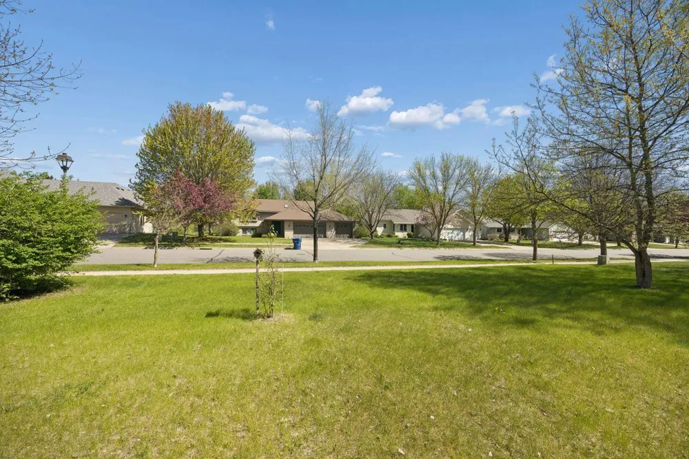 1716 Southwood Trail Saint Cloud, MN 56301