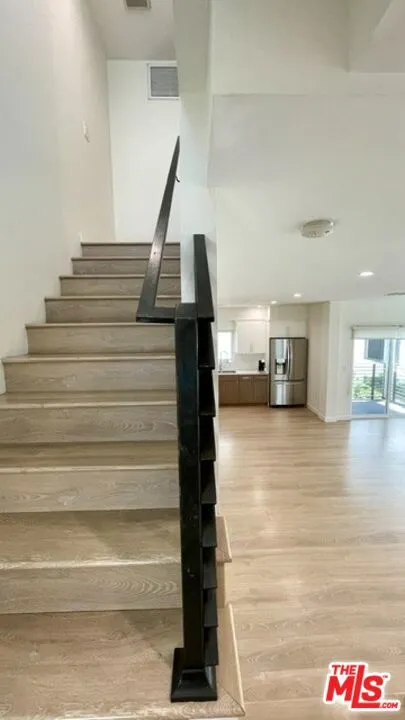 5222 Satsuma Avenue North Hollywood, CA 91601