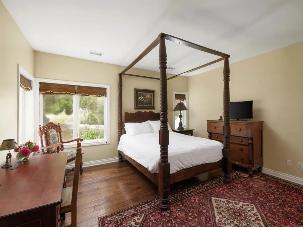 20784 Fortuna Del Norte Elfin Forest, CA 92029