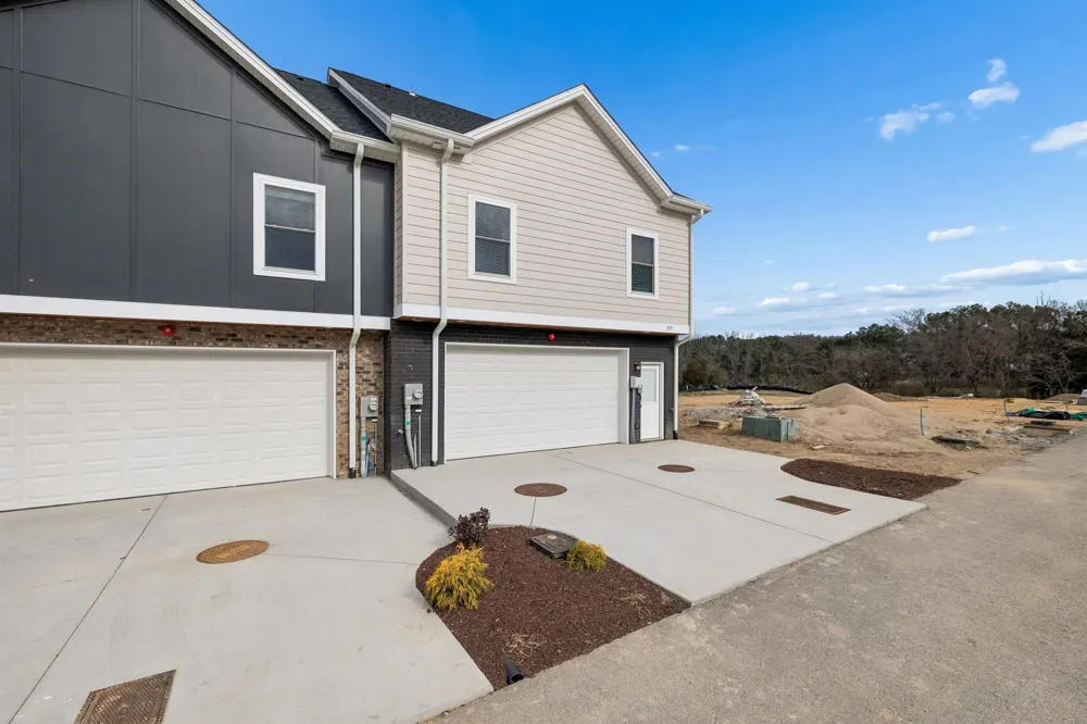6 Crockett Hills Lane Ashland City, TN 37015