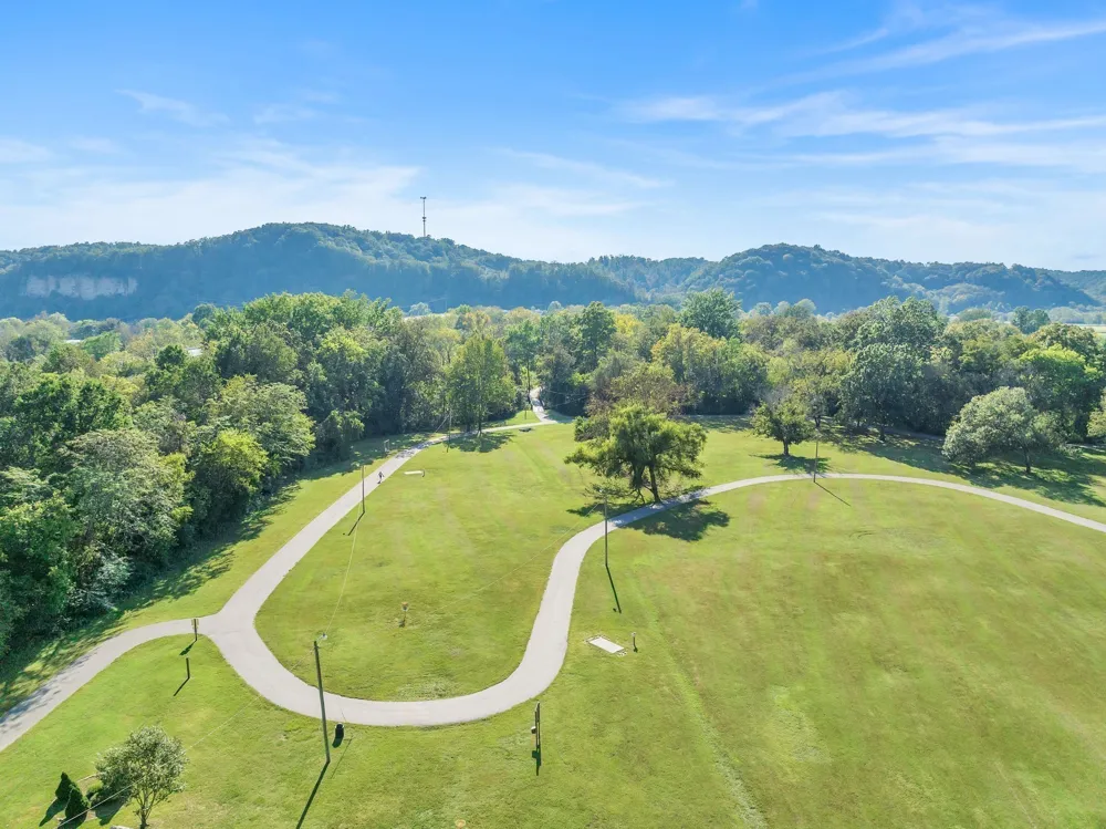 6 Crockett Hills Lane Ashland City, TN 37015