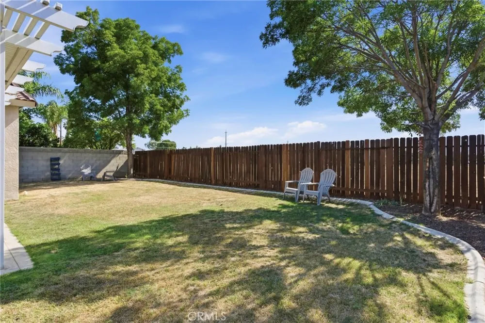 6510 Summer Breeze Bakersfield, CA 93313