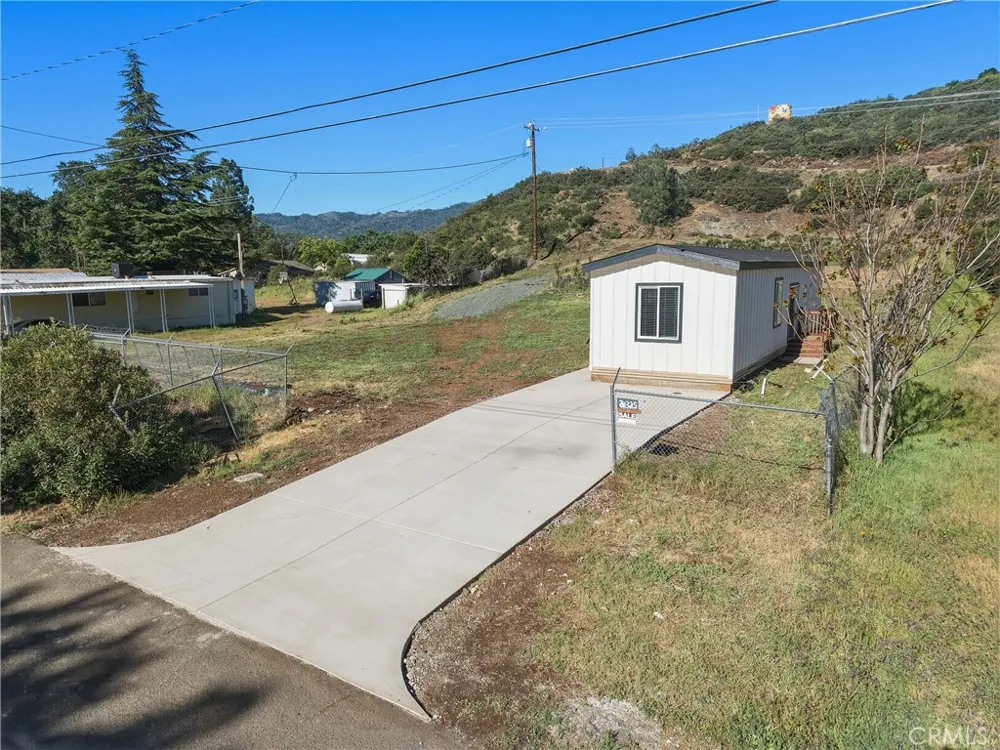 21325 Stewart Middletown, CA 95461