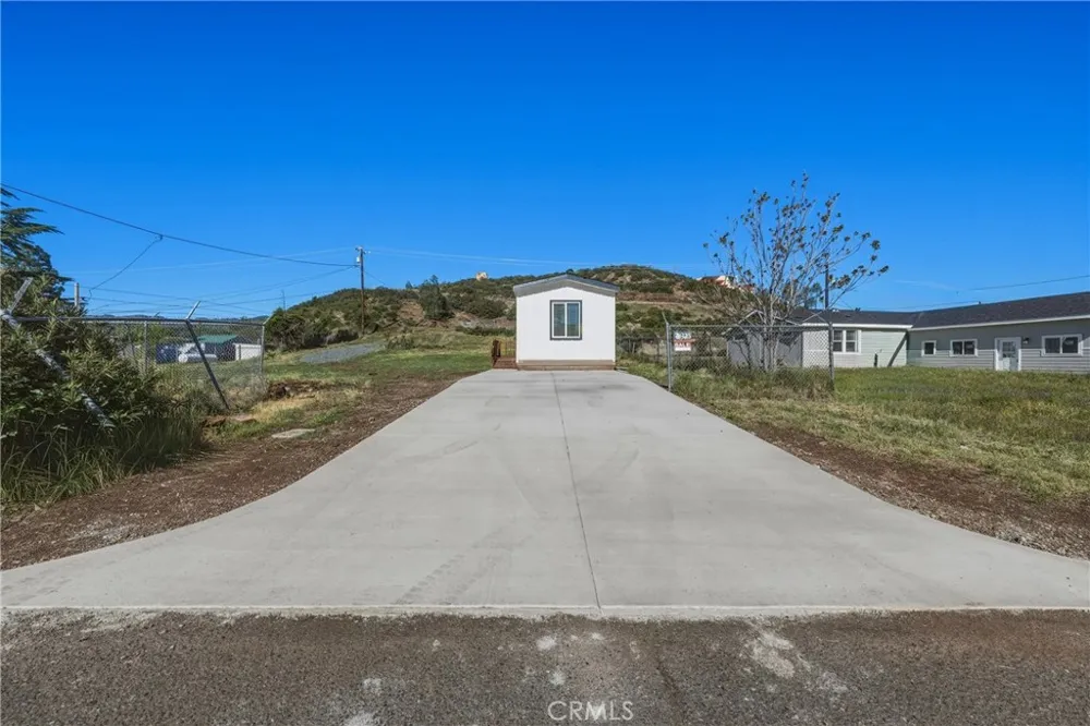 21325 Stewart Middletown, CA 95461