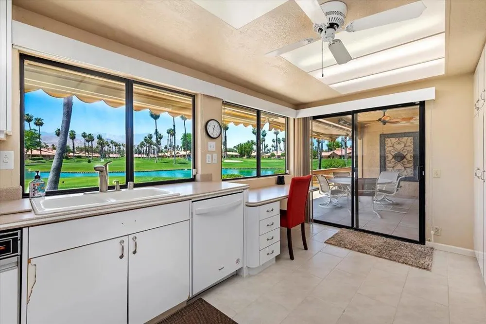 28 Conejo Circle Palm Desert, CA 92260