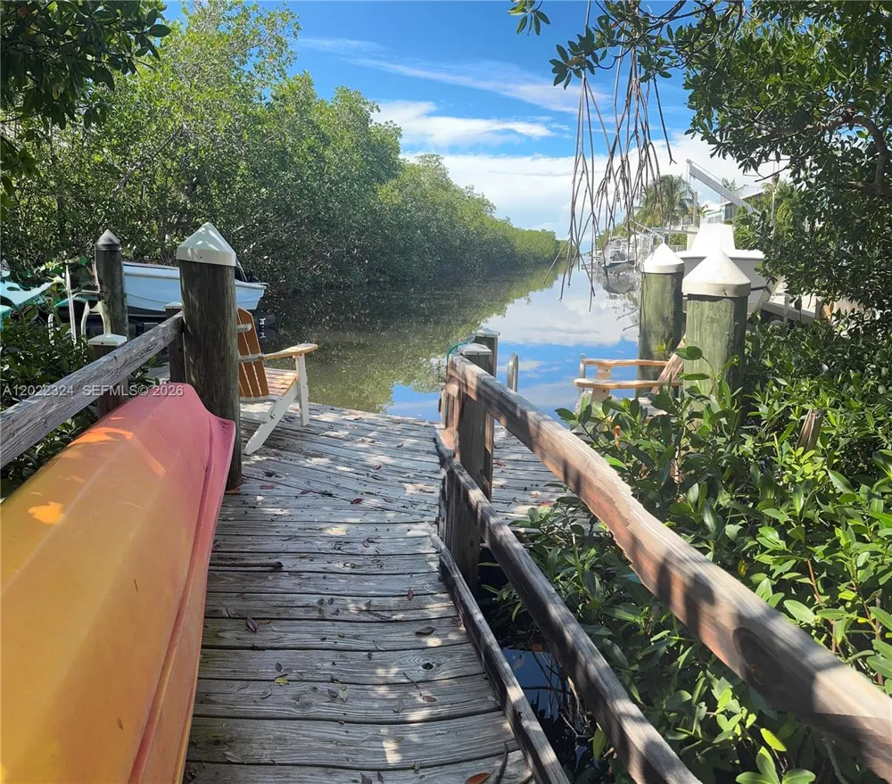 102 Venetian Dr #102 Islamorada, FL 33036