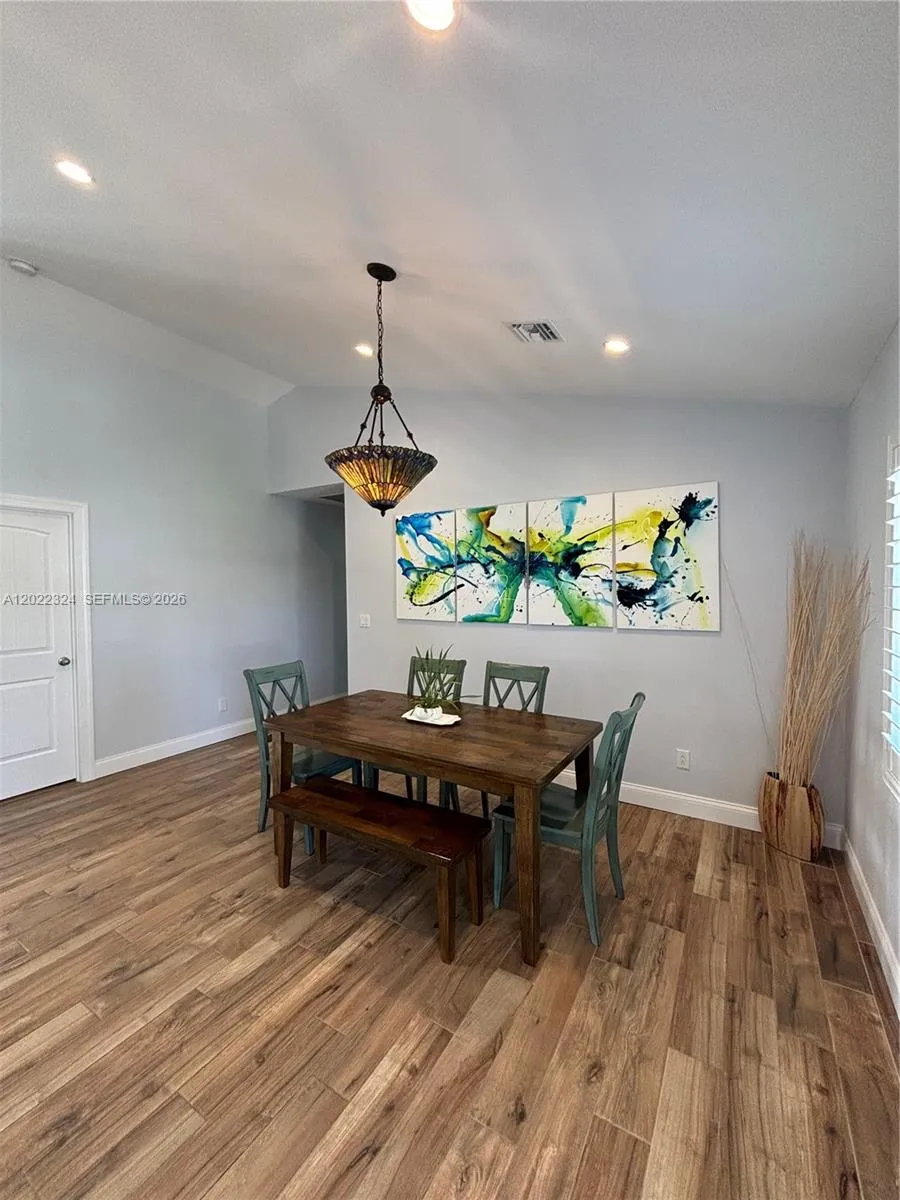 102 Venetian Dr #102 Islamorada, FL 33036