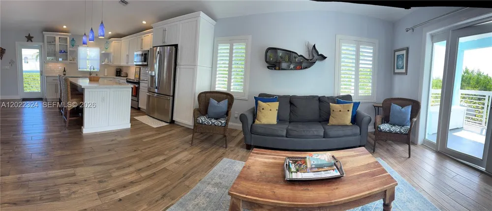 102 Venetian Dr #102 Islamorada, FL 33036