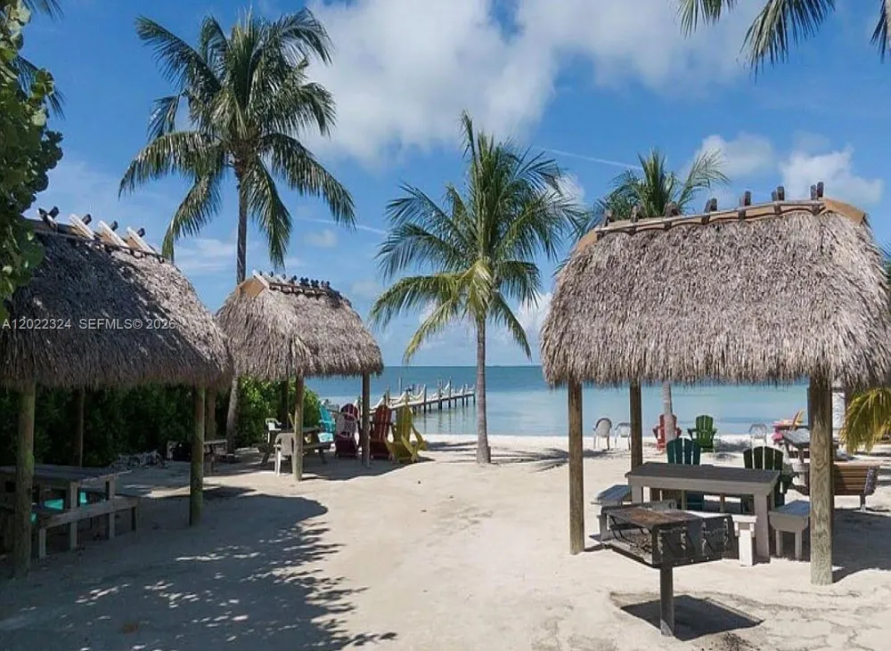 102 Venetian Dr #102 Islamorada, FL 33036