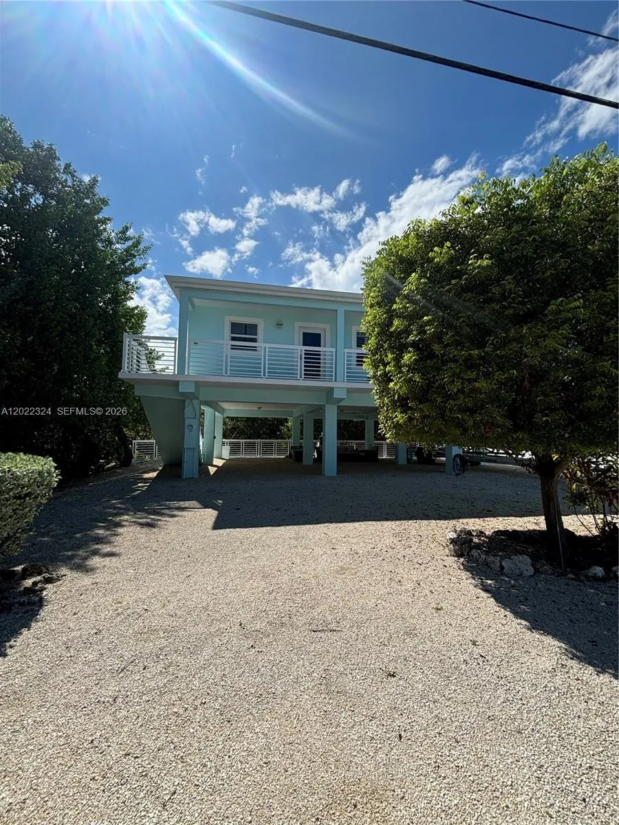 102 Venetian Dr #102 Islamorada, FL 33036