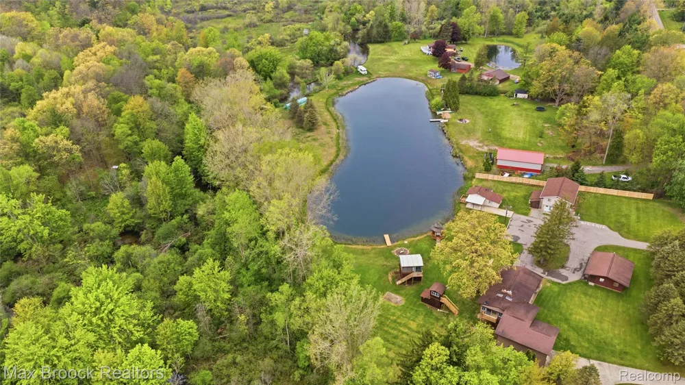 1392 Maple Grove Road Lapeer Township, MI 48446