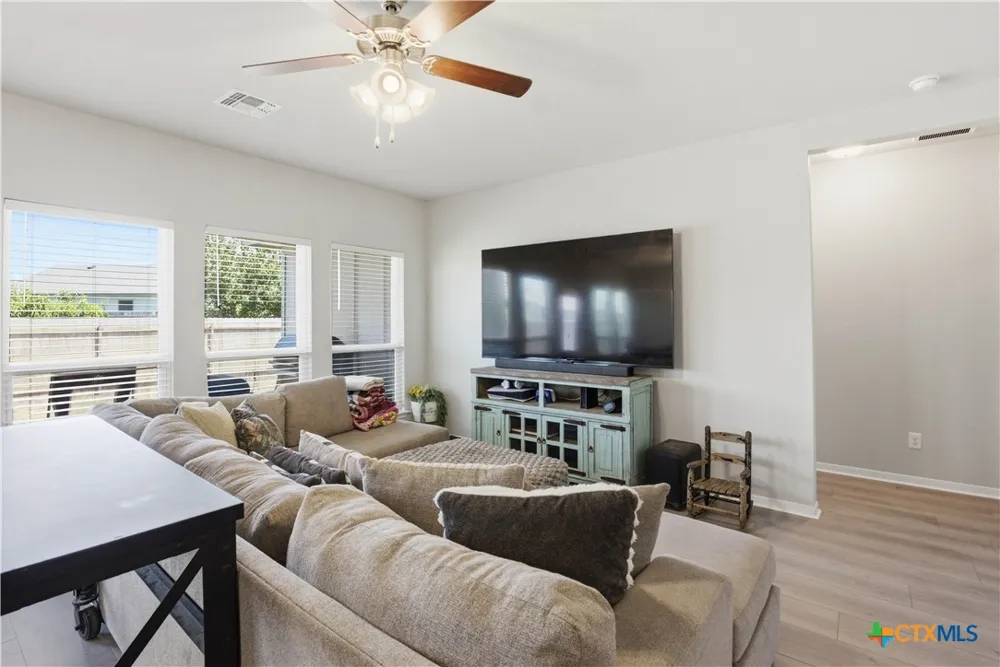1125 Lakeway Crossing Drive Temple, TX 76502