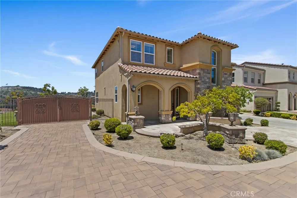 21078 Willow Heights Diamond Bar, CA 91765