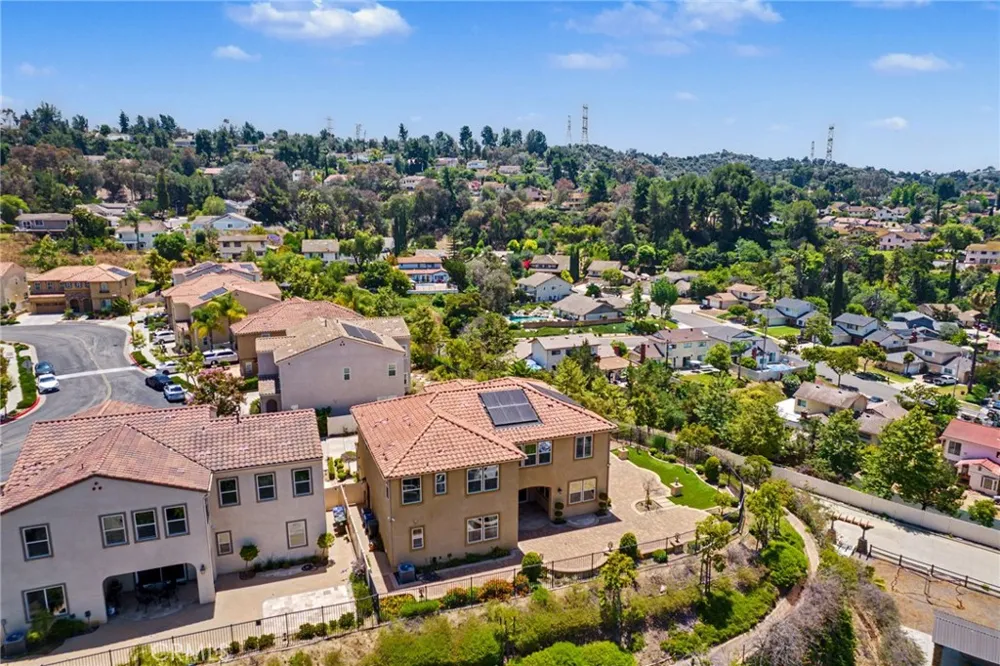 21078 Willow Heights Diamond Bar, CA 91765