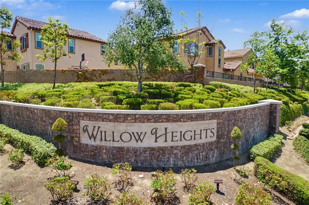 21078 Willow Heights Diamond Bar, CA 91765
