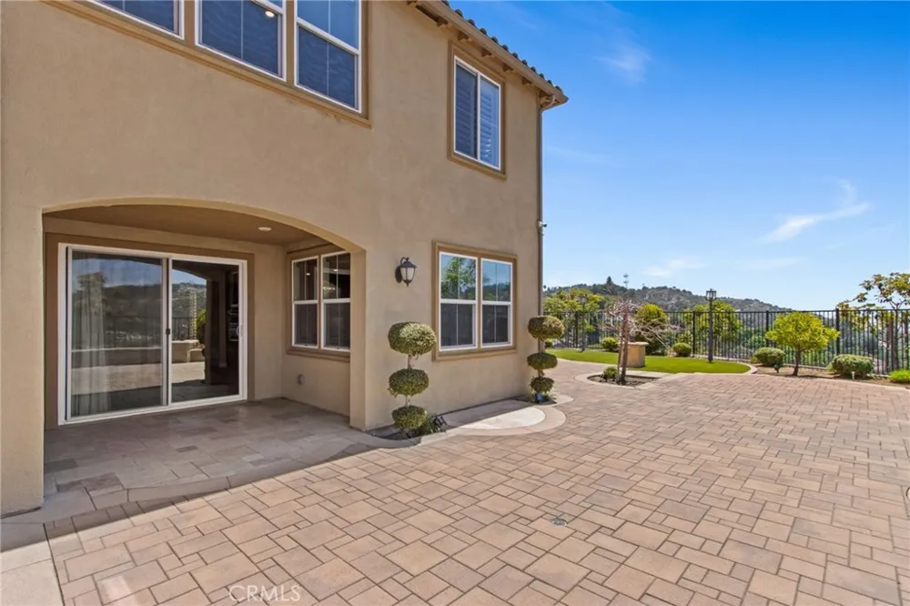 21078 Willow Heights Diamond Bar, CA 91765