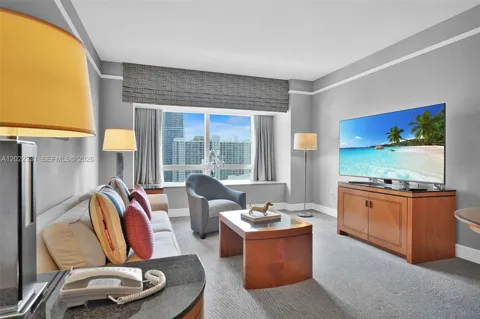 1435 Brickell Ave #3210