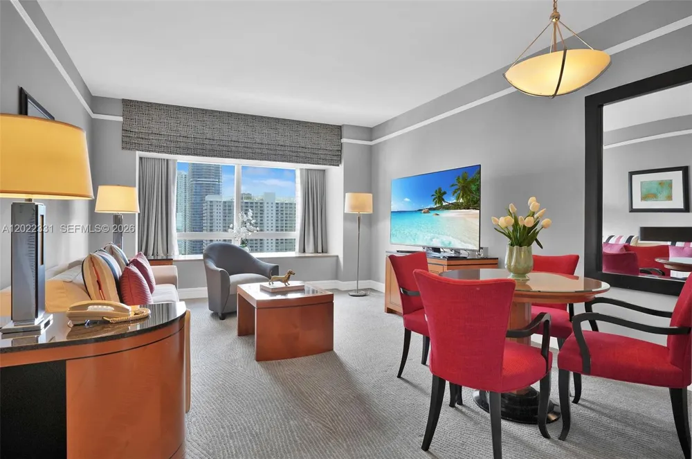 1435 Brickell Ave #3210 Miami, FL 33131