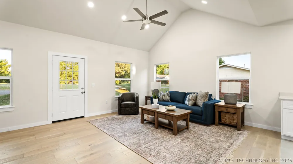 1831 Rockford Drive Eufaula, OK 74432