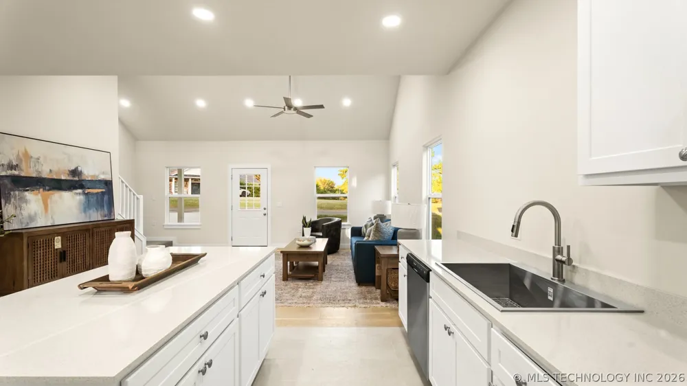1831 Rockford Drive Eufaula, OK 74432