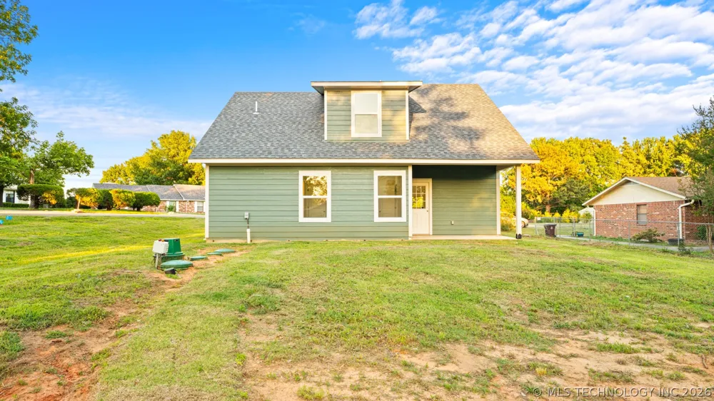1831 Rockford Drive Eufaula, OK 74432