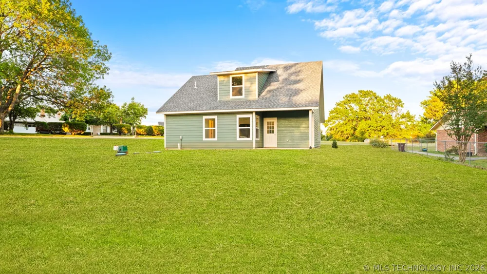 1831 Rockford Drive Eufaula, OK 74432