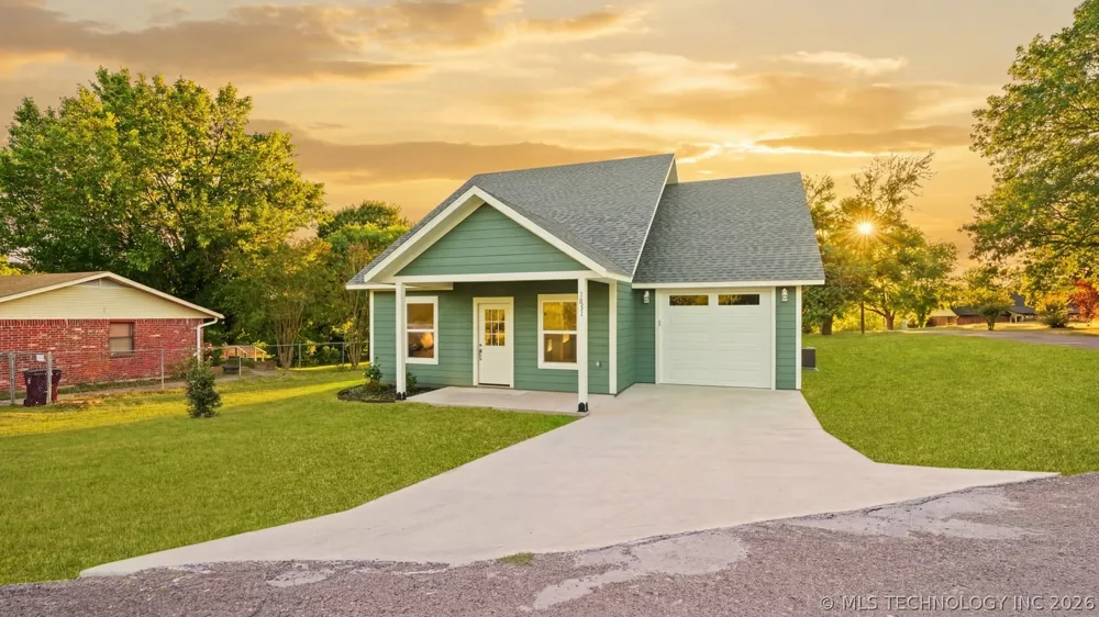 1831 Rockford Drive Eufaula, OK 74432