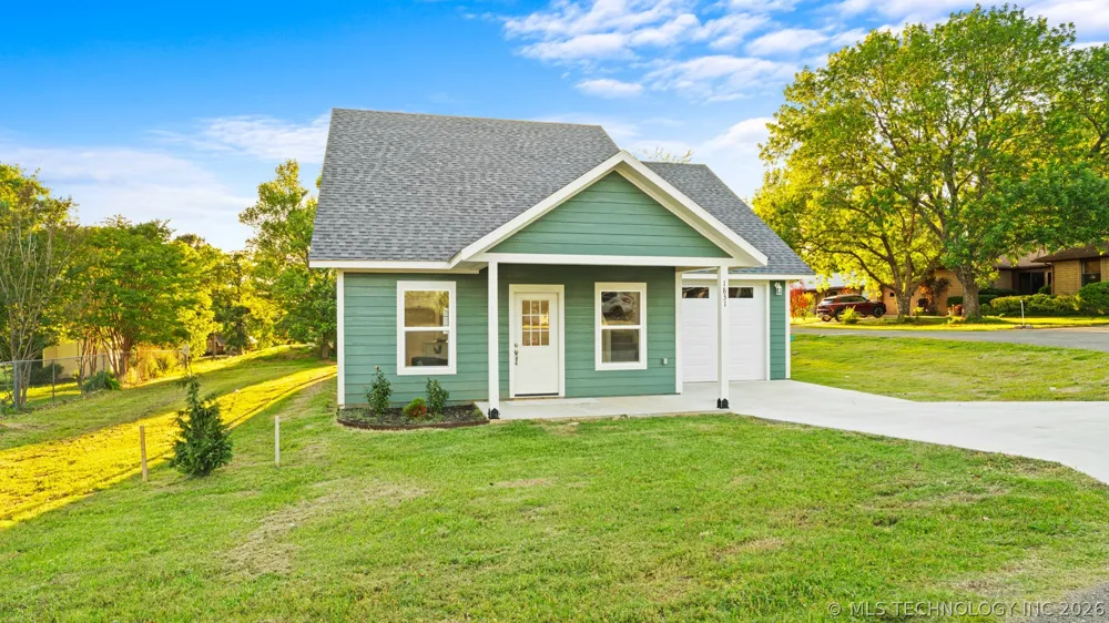 1831 Rockford Drive Eufaula, OK 74432