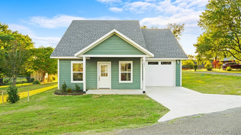 1831 Rockford Drive Eufaula, OK 74432