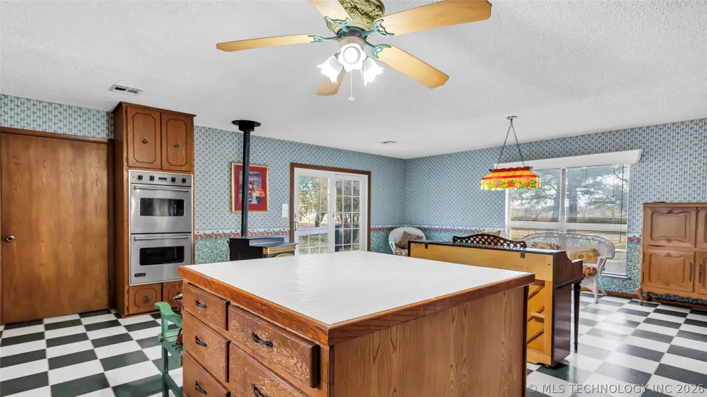 204 Bear Hollow Road Wilson, OK 73463