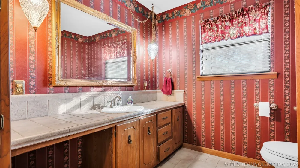 204 Bear Hollow Road Wilson, OK 73463