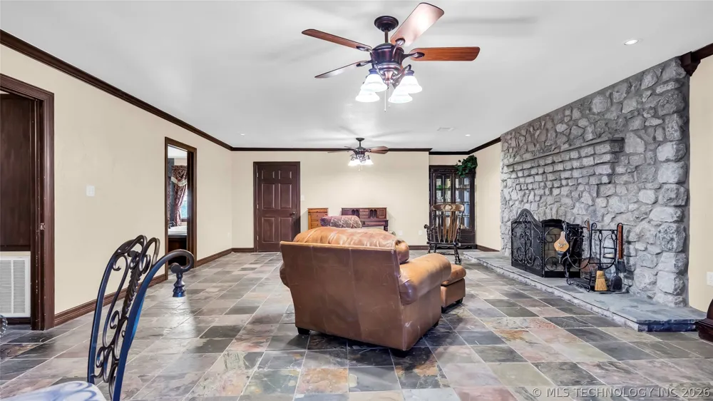 204 Bear Hollow Road Wilson, OK 73463