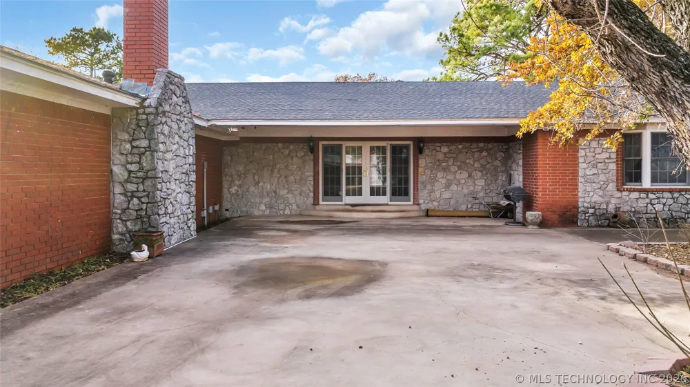 204 Bear Hollow Road Wilson, OK 73463