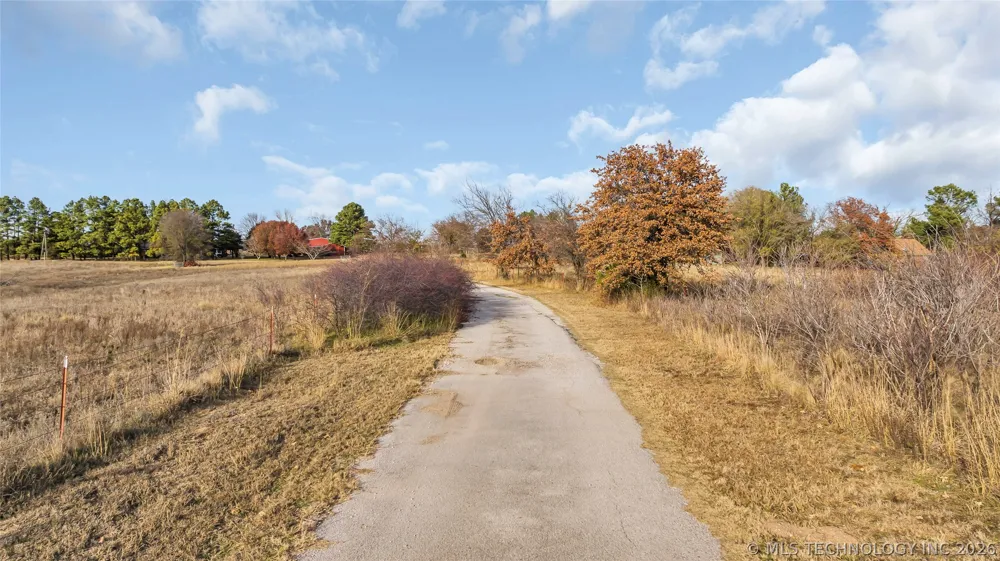 204 Bear Hollow Road Wilson, OK 73463