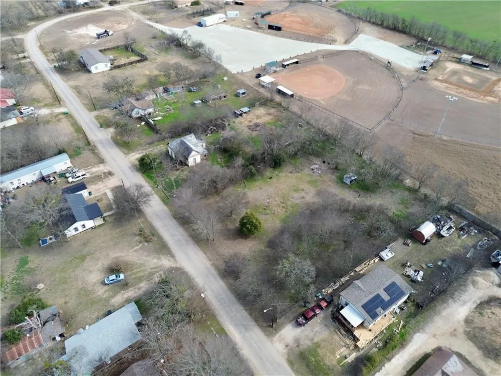 214 Hungry Hill Eddy, TX 76524