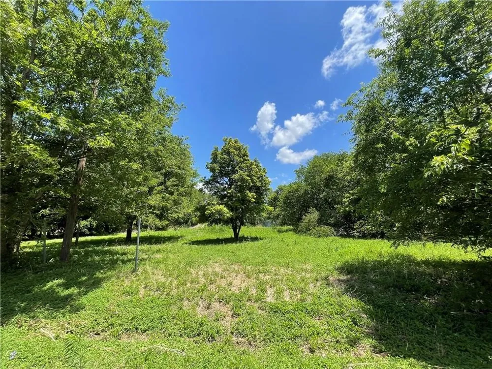 214 Hungry Hill Eddy, TX 76524