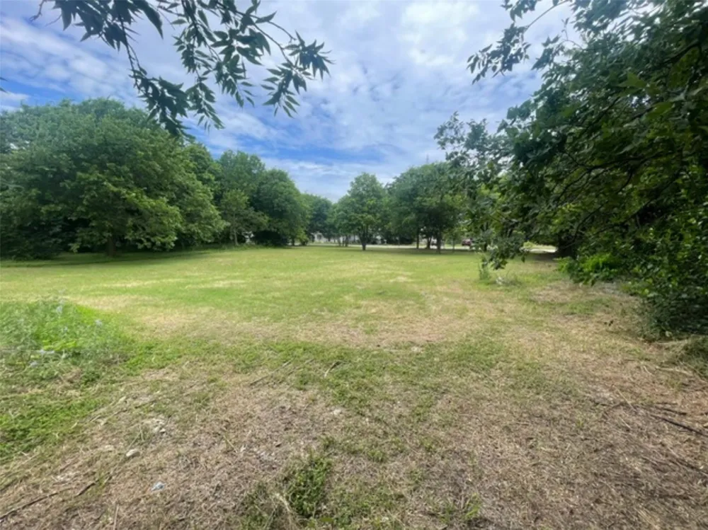 214 Hungry Hill Eddy, TX 76524