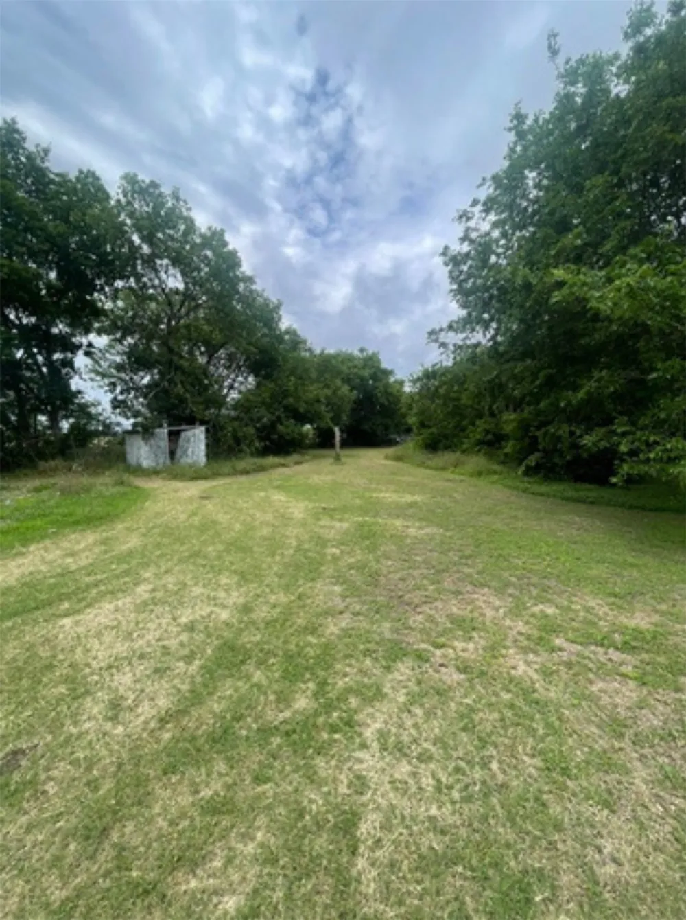 214 Hungry Hill Eddy, TX 76524