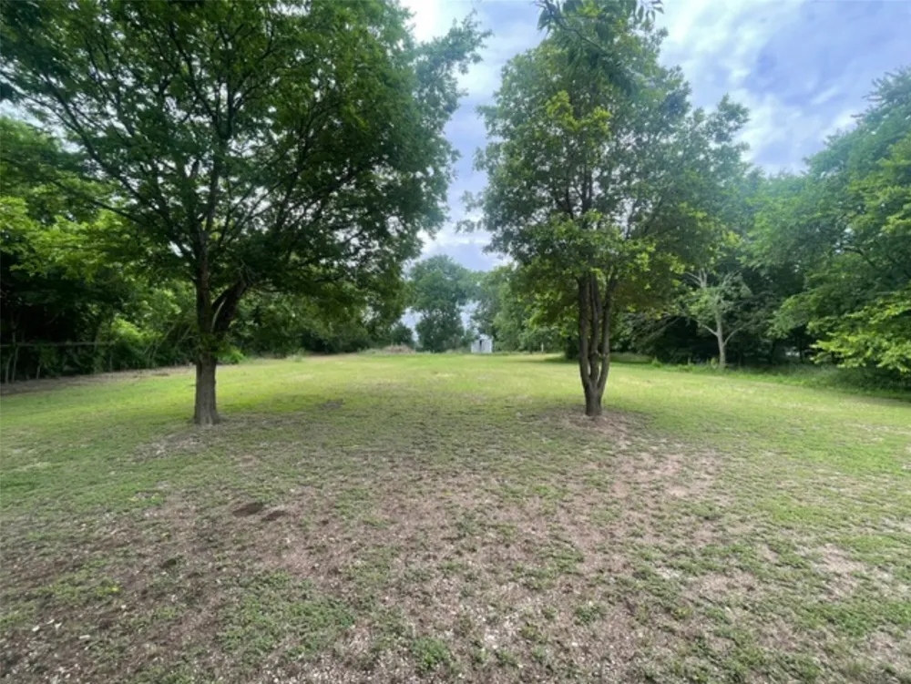 214 Hungry Hill Eddy, TX 76524