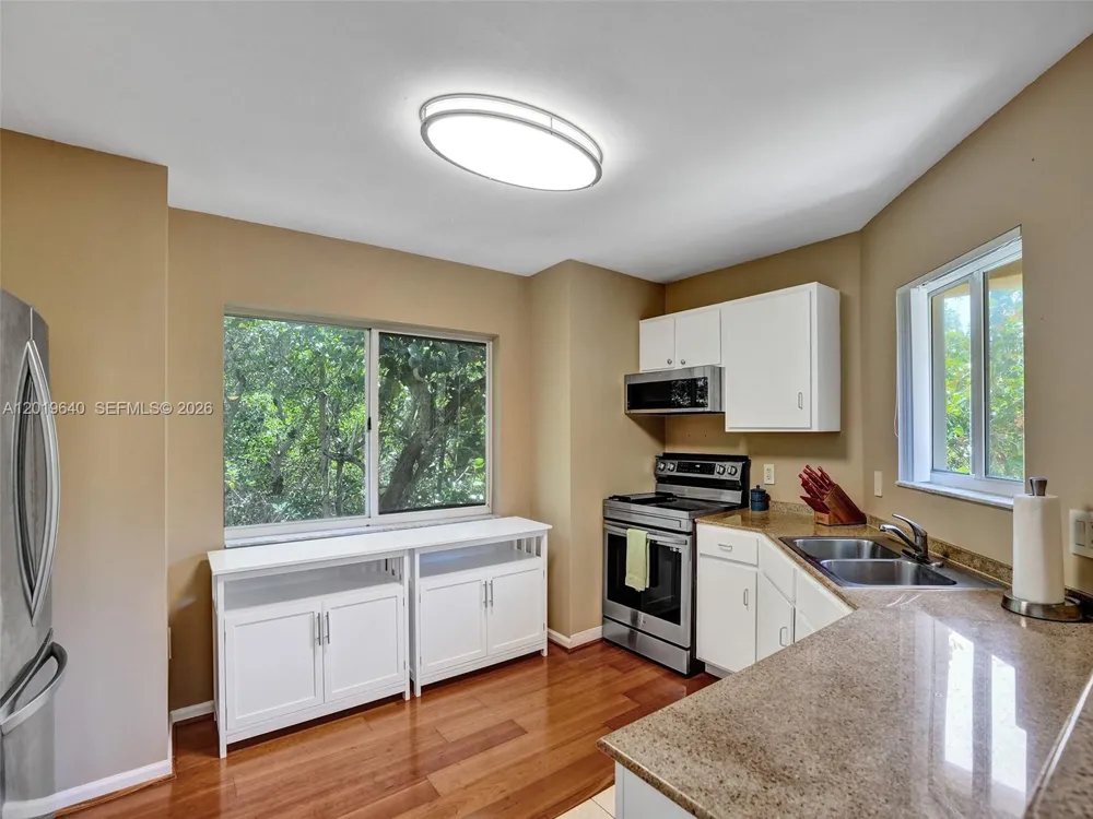 300 Scotia Dr #206 Hypoluxo, FL 33462