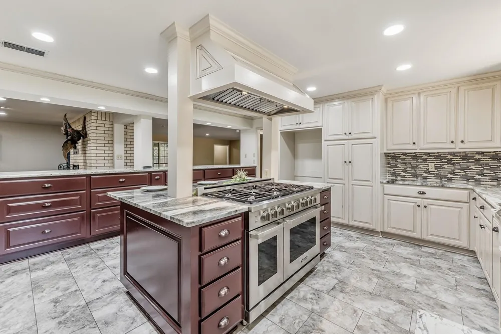 67 Fairway Drive Hilltop Lakes, TX 77871