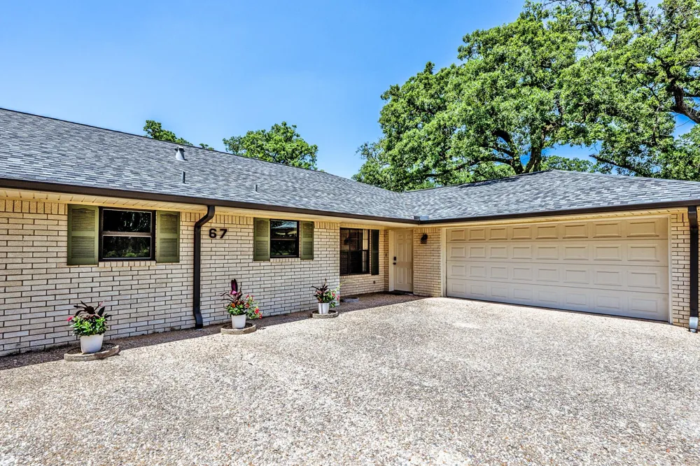 67 Fairway Drive Hilltop Lakes, TX 77871