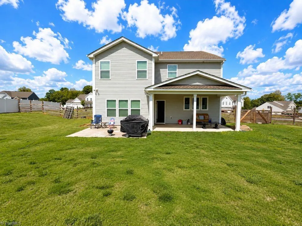 3125 Fortnight Road Pfafftown, NC 27040