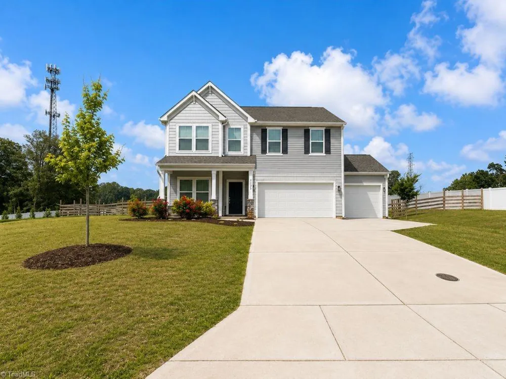 3125 Fortnight Road Pfafftown, NC 27040