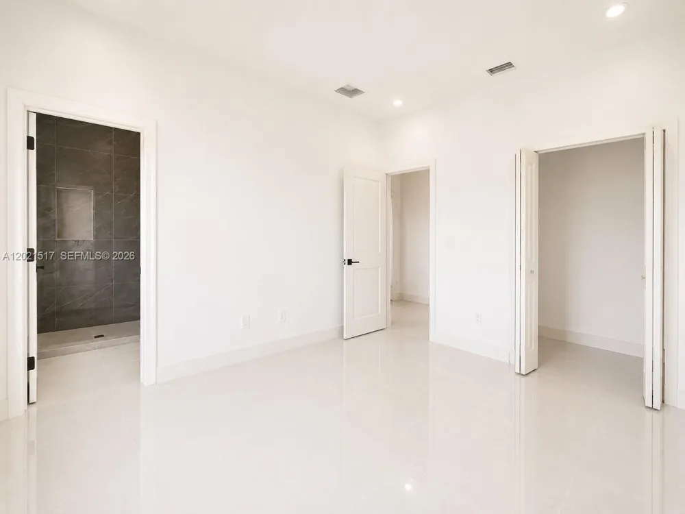703 LONG ISLAND Lehigh Acres, FL 33974