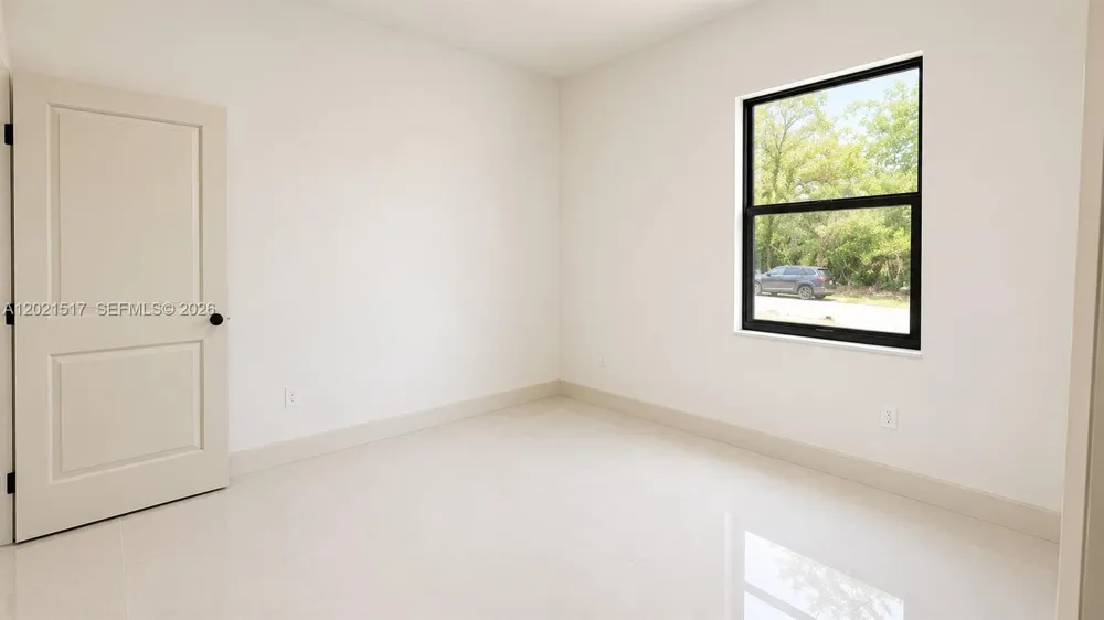 703 LONG ISLAND Lehigh Acres, FL 33974